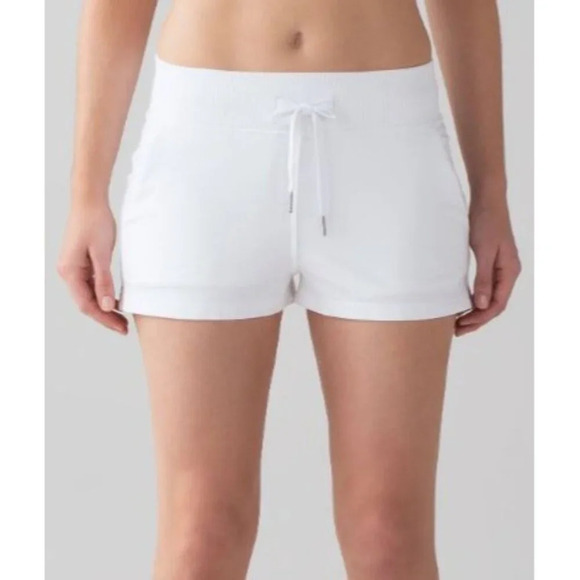 Lululemon Loop Back Short (2") White-sz 4 - Picture 4 of 8